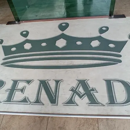 Grenada 22b Private Sunny Apartment